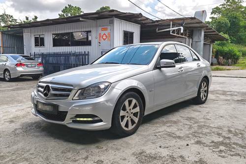 2012 Mercedes Benz C-Class Saloon C200 1.8 Terpakai