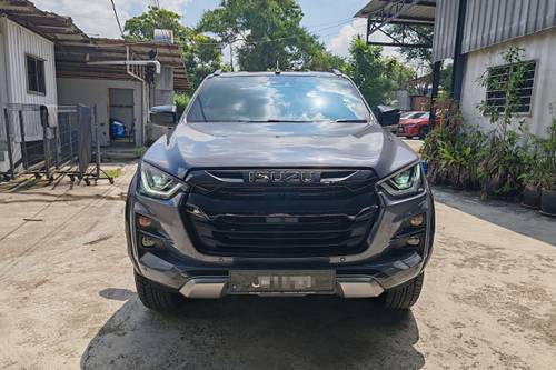 2023 Isuzu D-Max 3.0L 4X4 AT X-Terrain Terpakai