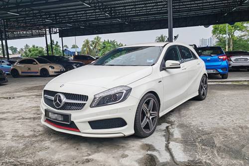 2015 Mercedes Benz A-Class A250 2.0 Terpakai