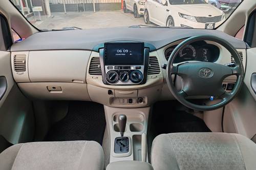 Second hand 2009 Toyota Innova 2.0E AT 