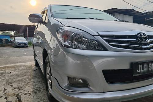 2009 Toyota Innova 2.0E AT Terpakai