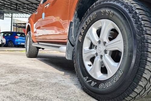 2019 Nissan Navara Double Cab 2.5L SE AT Terpakai