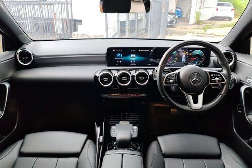 2022 Mercedes Benz A-Class 200 Progressive Line Terpakai