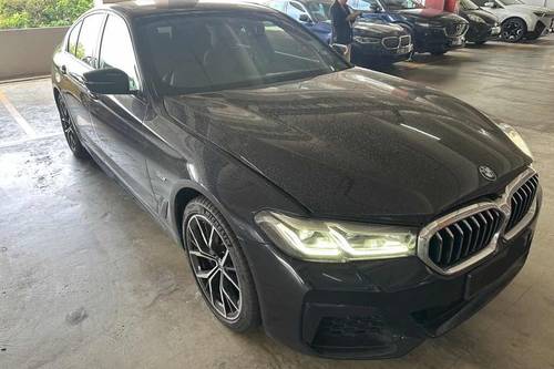 Used 2021 BMW 5 Series Sedan 530e M Sport