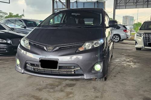 2009 Toyota Estima 2.4 Terpakai