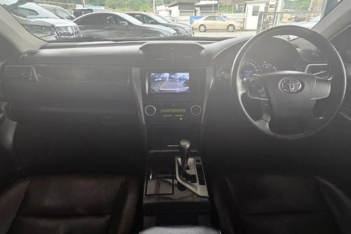 Terpakai 2015 Toyota Camry 2.0G X untuk Dijual