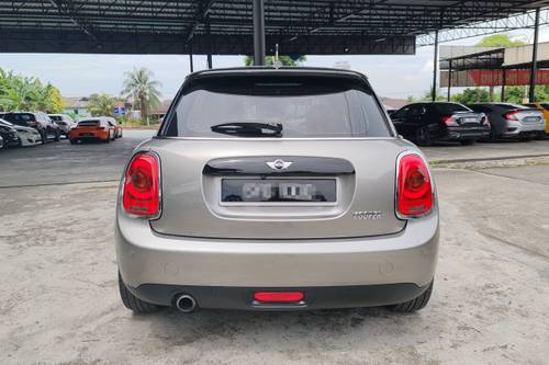 Second hand 2017 MINI 5 Door Cooper 