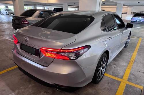 Terpakai 2023 Toyota Camry 2.5V untuk Dijual