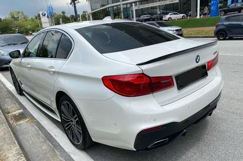 Old 2020 BMW 5 Series Sedan 530i M Sport