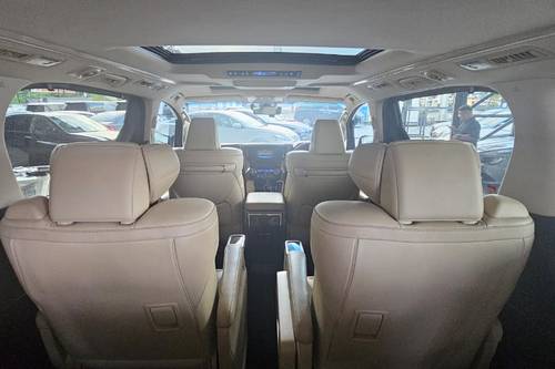 2018 Toyota Alphard 3.5L Terpakai