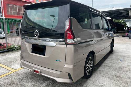 Old 2020 Nissan Serena 2.0L Premium Highway Star