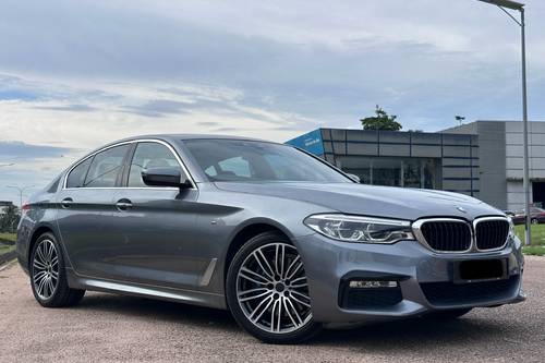 Used 2017 BMW 5 Series Sedan 530i M Sport