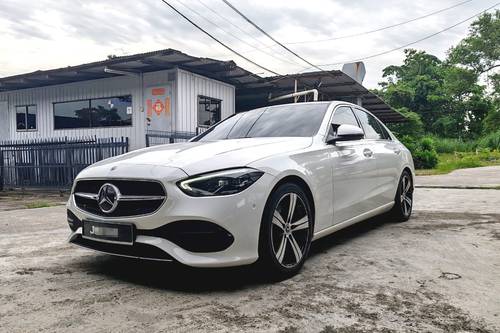 2021 Mercedes Benz C-Class Saloon C200 Avantgarde Line Terpakai