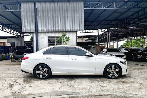 2021 Mercedes Benz C-Class Saloon C200 Avantgarde Line Terpakai