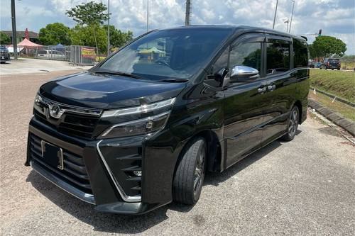 2018 Toyota Voxy 2.0 ZS Terpakai