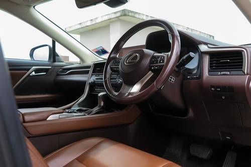 2016 Lexus RX 200t Luxury Terpakai