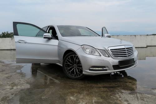 Second hand 2011 Mercedes Benz E-Class Saloon E 200 Avantgarde 