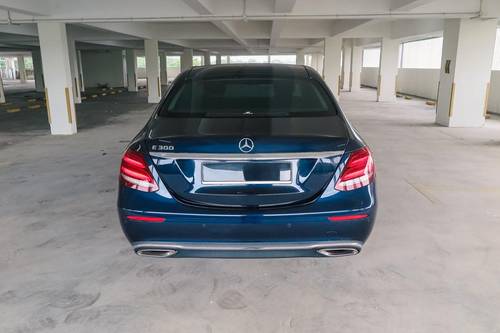 Terpakai 2018 Mercedes Benz E-Class Saloon E 250 Avantgarde Line untuk Dijual