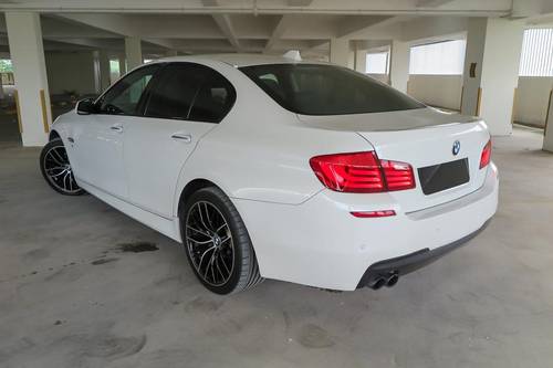 Second hand 2011 BMW 5 Series Sedan 528i 2.0 M-sport 