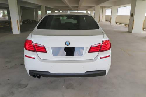 Old 2011 BMW 5 Series Sedan 528i 2.0 M-sport