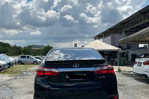 Second hand 2015 Toyota Corolla 1.8G 