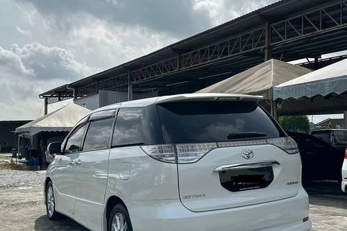 Terpakai 2010 Toyota Estima 2.4 untuk Dijual