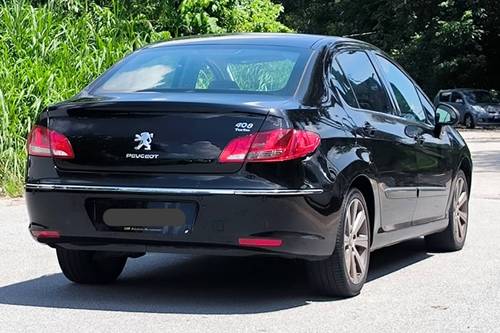 Old 2012 Peugeot 408 Premium