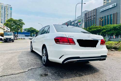 Terpakai 2015 Mercedes Benz E-Class Saloon E 300 Exclusive untuk Dijual