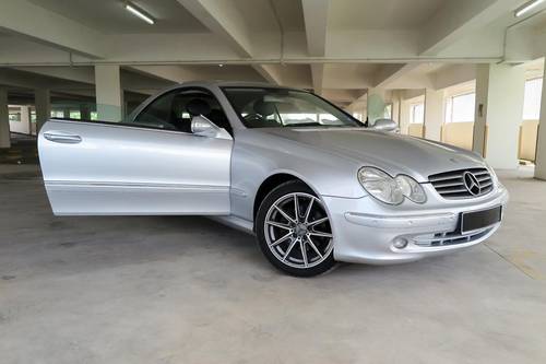 Second hand 2005 Mercedes Benz CLK-Class 2.3 