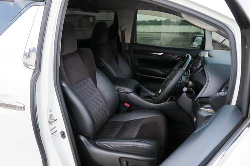 2015 Toyota Vellfire 2.5L Terpakai