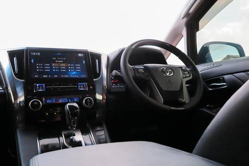 2015 Toyota Vellfire 2.5L Terpakai