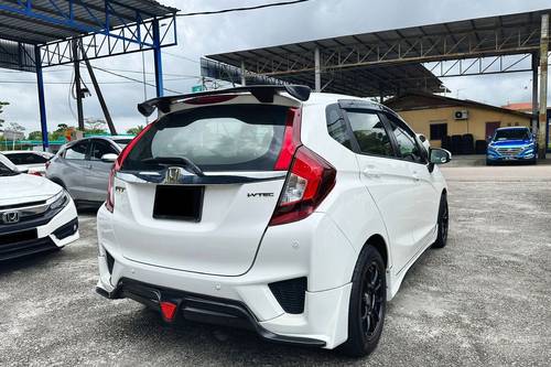 2015 Honda Jazz 1.5L V Terpakai