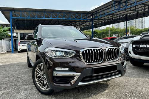 2018 BMW X3 xDrive 30i Luxury  lama