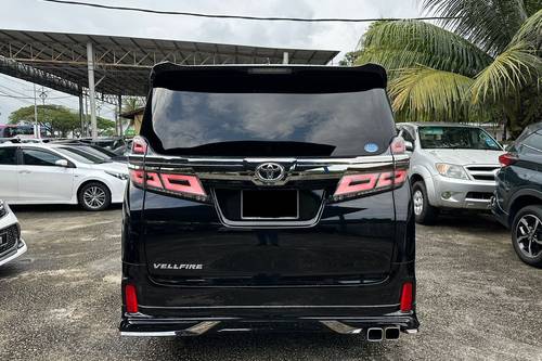 Second hand 2019 Toyota Vellfire 2.5L 