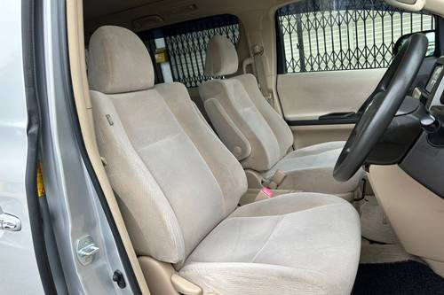 Used 2012 Toyota Alphard 2.4