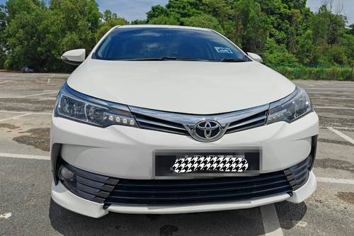 2017 Toyota Altis 1.8 E Terpakai