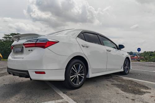 Used 2017 Toyota Altis 1.8 E