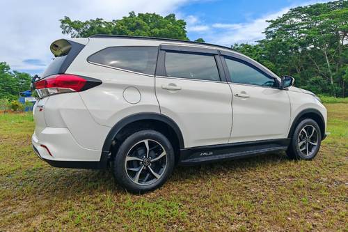 2021 Perodua Aruz 1.5AV Terpakai