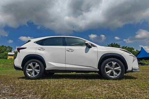 2015 Lexus NX 200t Terpakai