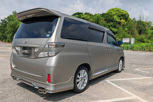 2009 Toyota Vellfire 2.4Z Terpakai