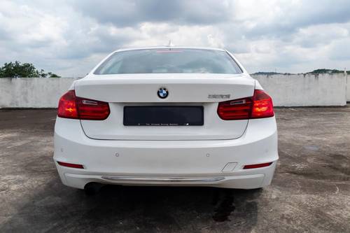 Old 2012 BMW 3 Series Sedan 320i