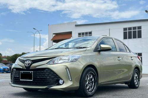 Second hand 2014 Toyota Vios J Spec 