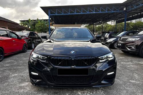 2020 BMW 3 Series Sedan 330i M Sport Terpakai