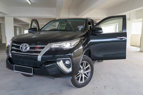 Second hand 2019 Toyota Fortuner 2.7 SRZ AT 4x4 