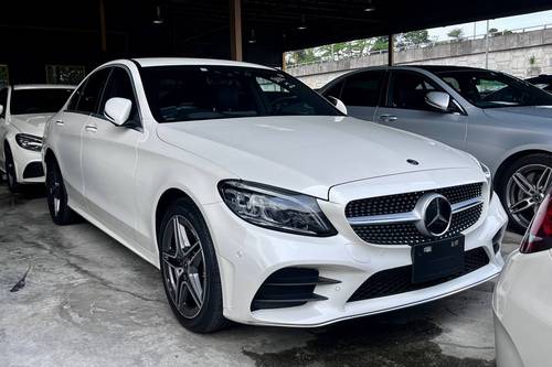 2019 Mercedes Benz C-Class Saloon C200 AMG Line Terpakai