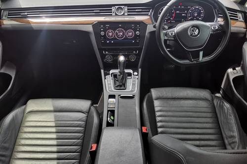 2018 Volkswagen Passat 2.0 TSI Terpakai