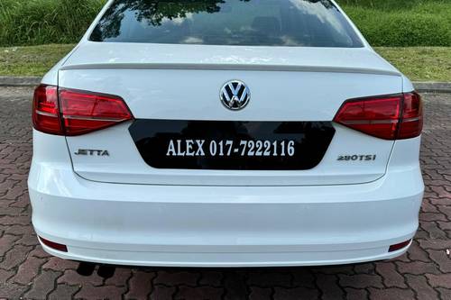 Second hand 2018 Volkswagen Jetta 1.4 TSI Highline 