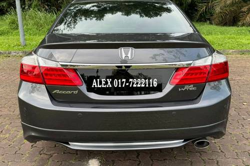 Second hand 2015 Honda Accord 2.4L I-VTEC 