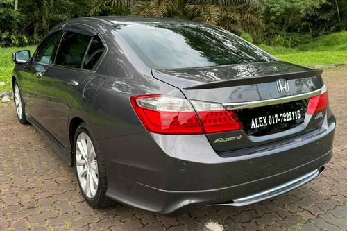 Second hand 2015 Honda Accord 2.4L I-VTEC 