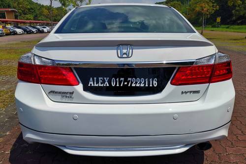 Second hand 2013 Honda Accord 2.0L 